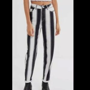 BDG Y2K Cotton High Waisted Mom Straight Jeans Beetlejuice Stripe Size 28